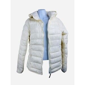 REEF Puffer Jacket Sz. Medium Ivory  Lightweight Hooded 100% Nylon